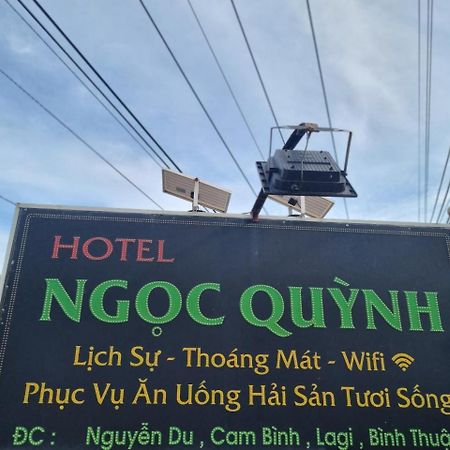 ホテル Khach San Ngoc Quynh ラジー エクステリア 写真